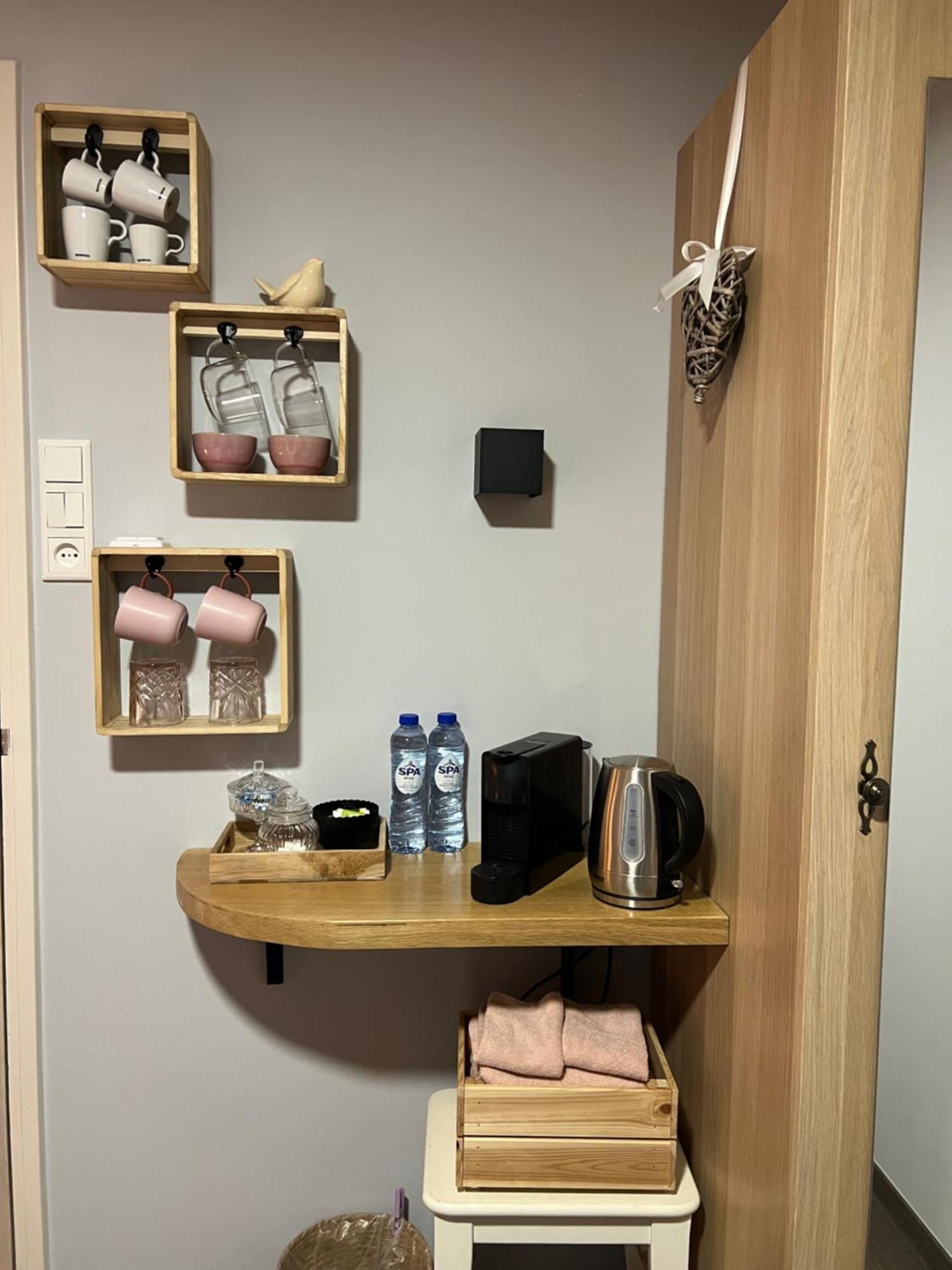 De Click Bed & Breakfast เอลสท์ ภายนอก รูปภาพ