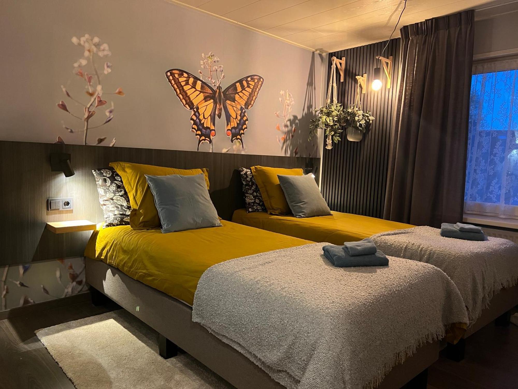 De Click Bed & Breakfast เอลสท์ ภายนอก รูปภาพ